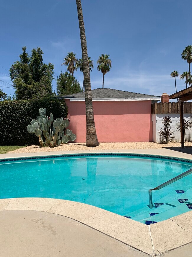 7811 Paso Robles Ave, Van Nuys, CA 91406 House Rental in Van Nuys, CA