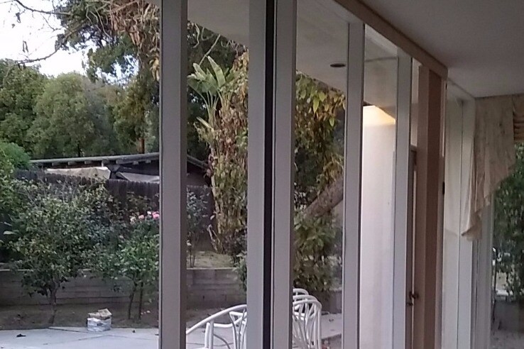 Sala de estar con patio - 1328 N Louise St