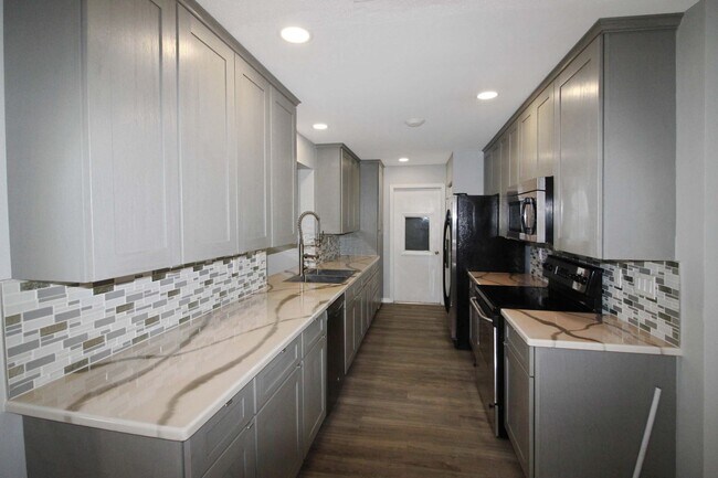 Foto del edificio - 420 Mt Vernon Dr