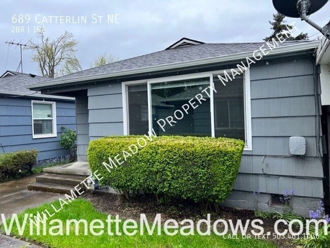 Foto del edificio - 689 Catterlin Ave. NE