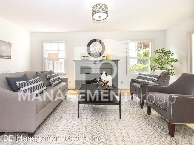 Foto del edificio - 3 br, 2 bath House - 6900 N Commercial Ave