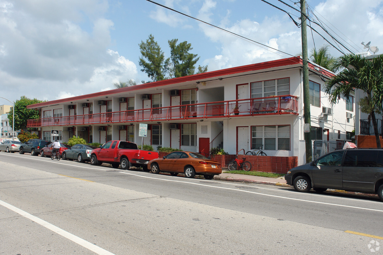 Building Photo - 1601 Euclid Ave