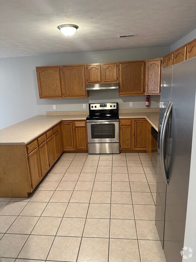 Building Photo - 113 Rystan Pl