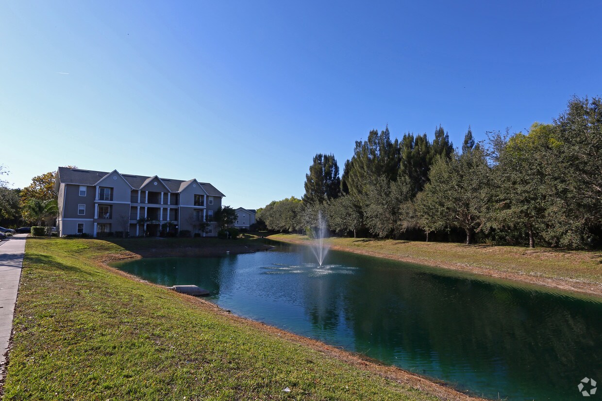 Bear Creek Apartments Naples