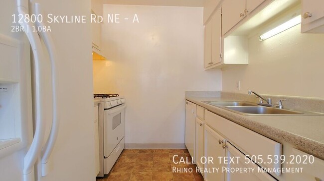 Foto del edificio - 12800 Skyline Rd NE