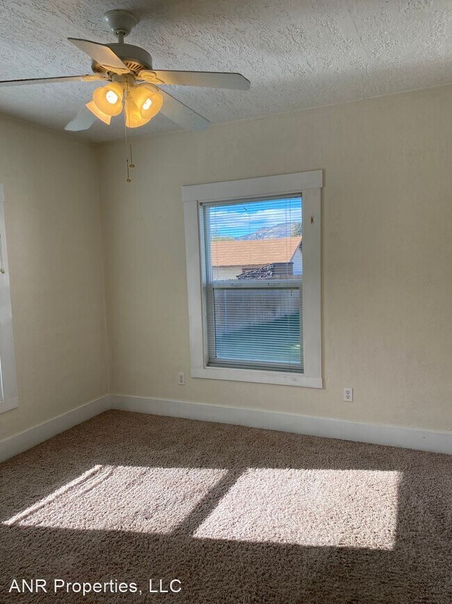 Building Photo - 3 br, 1 bath House - 205 Wilson