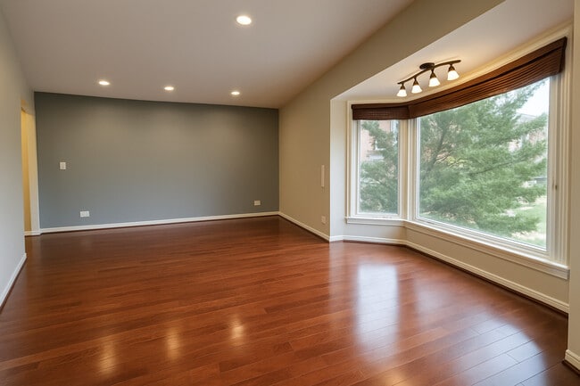 Building Photo - 2300 Windsor Mall