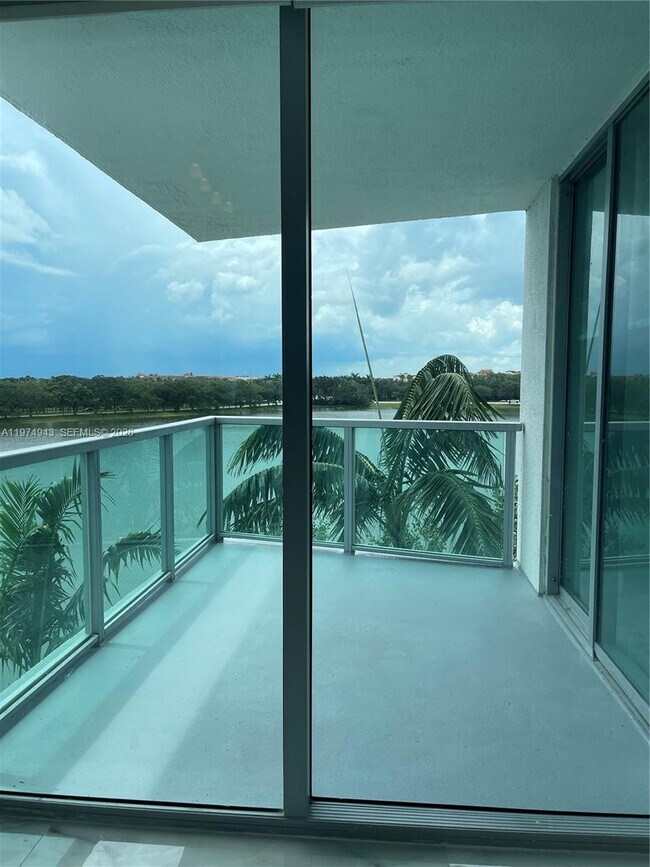 Foto del edificio - 2681 N Flamingo Rd