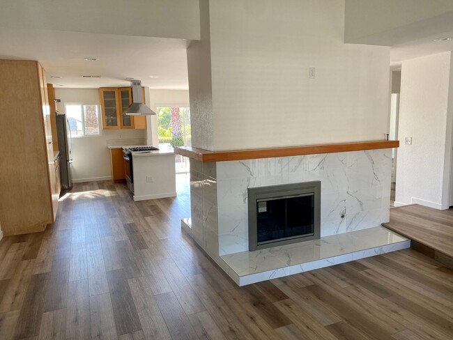 Foto del edificio - Carr Dr