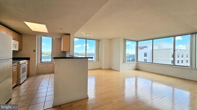 Foto del edificio - 2726 Gallows Rd