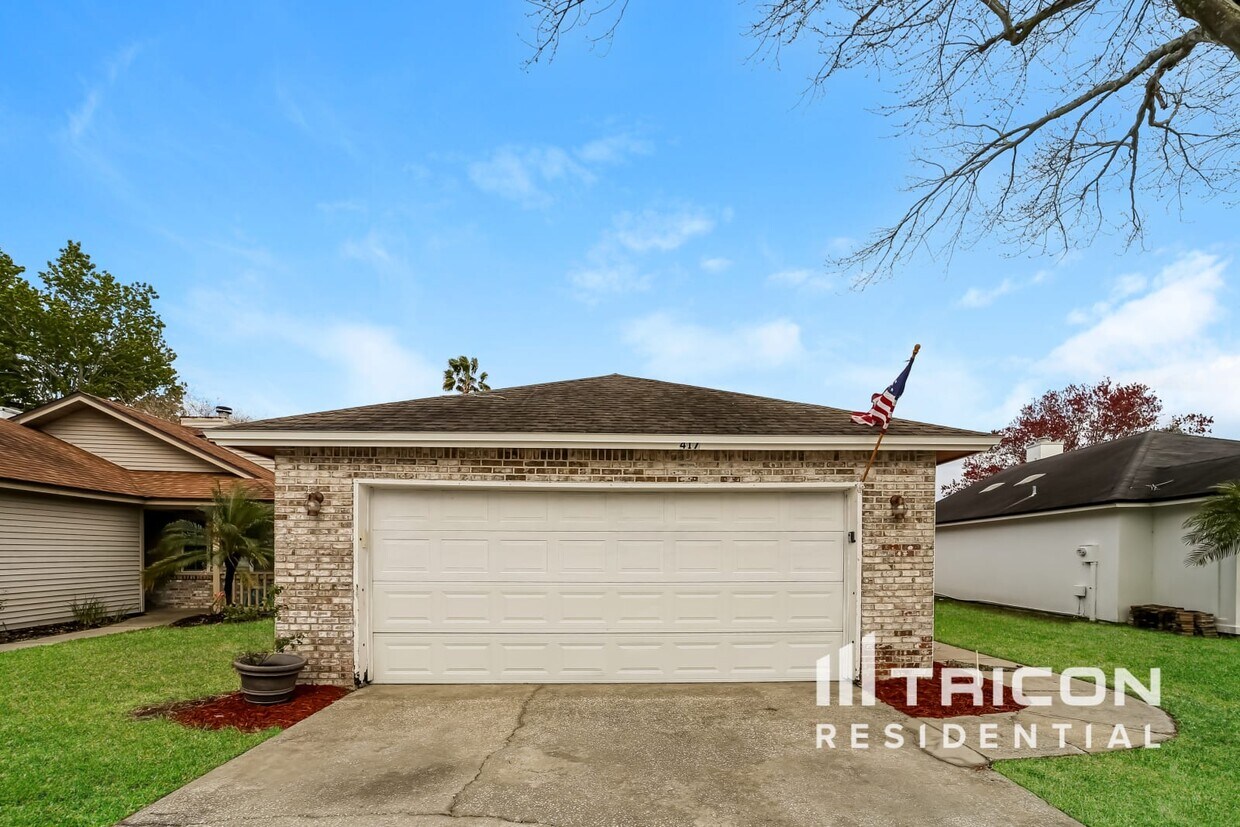 Foto principal - 417 Filmore Dr