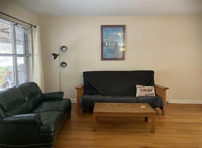 Foto del edificio - 1515 Beech Valley Way NE