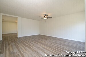 Building Photo - 4522 Sherwood Way