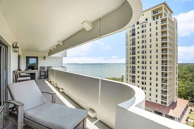 Building Photo - 4141 Bayshore Blvd