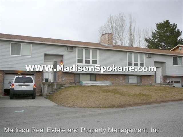 Primary Photo - 1013-1013 S Warren Rd