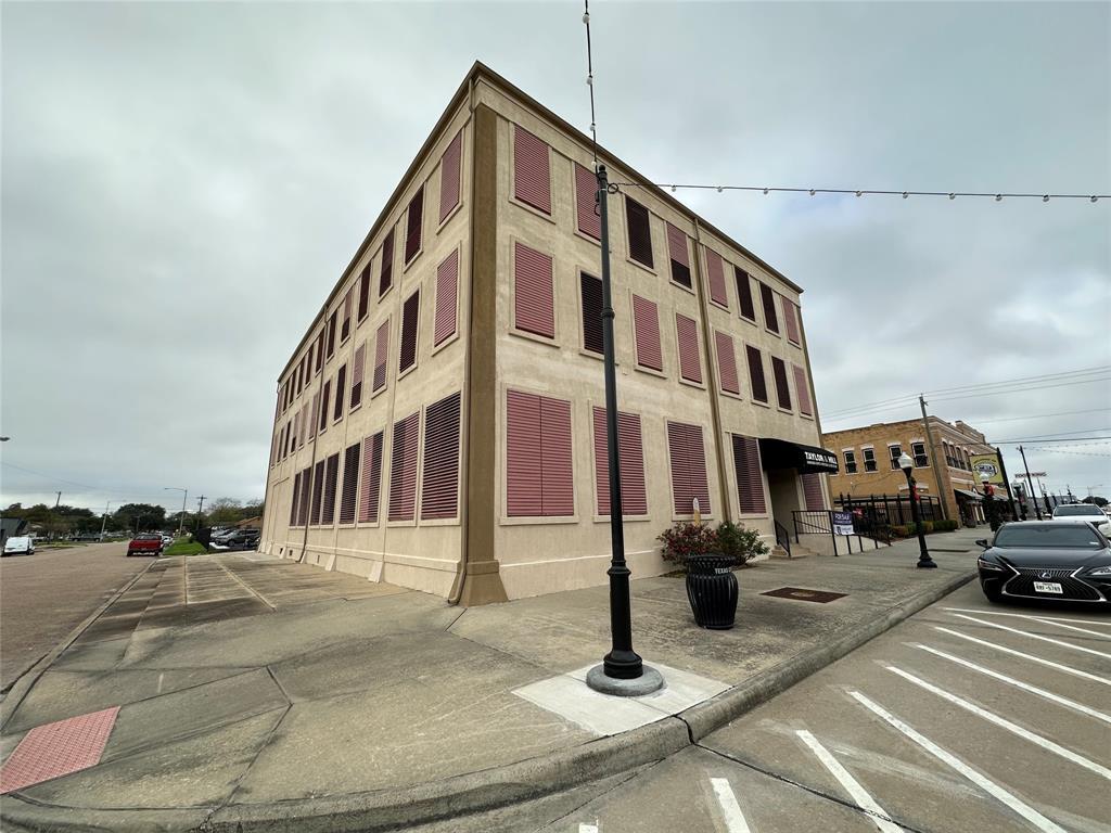 801 6th St N Unit 2, Texas City, TX 77590 Condo for Rent in Texas