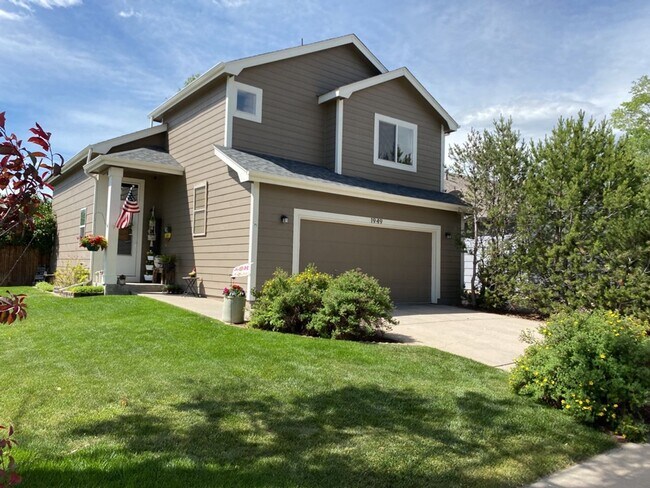 Foto del edificio - Lovely! 3 bed/3 bath, 2-story home in Sout...