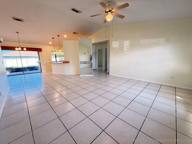 Building Photo - 2225 SE Melaleuca Blvd