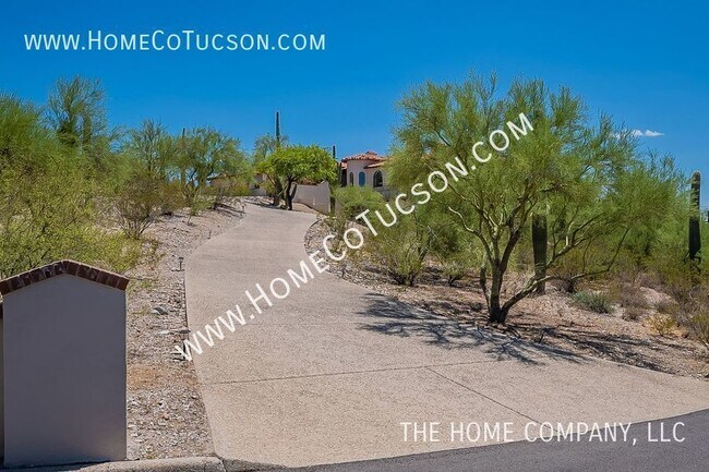 Building Photo - Sophisticated & Gracious Hacienda Home on ...