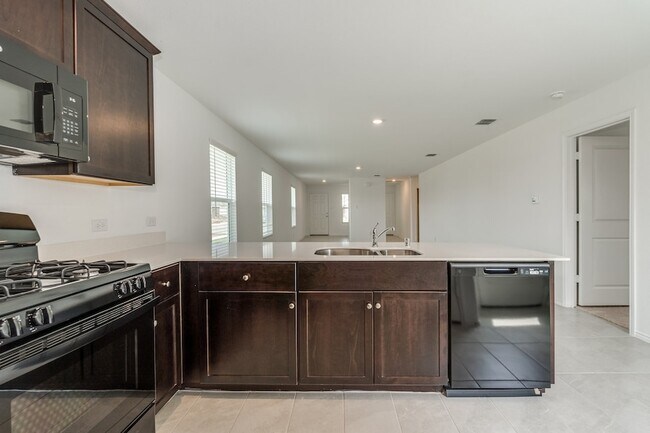Building Photo - 7709 Lindheimer Ln