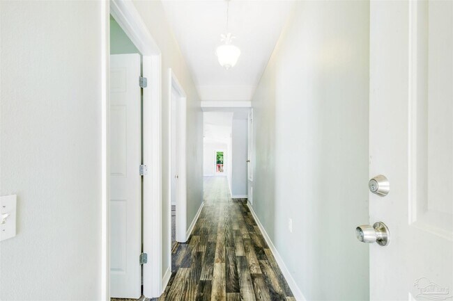 Foto del edificio - 1197 Brownfield Rd