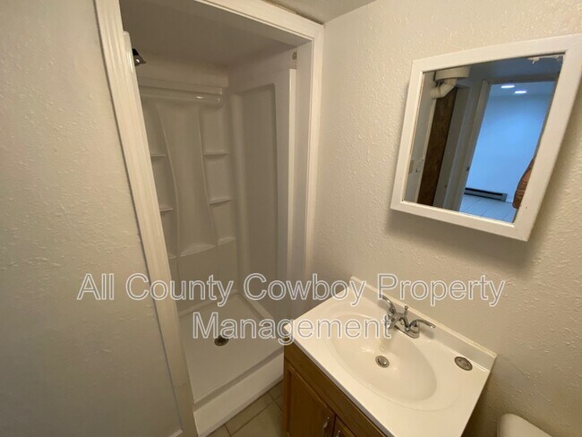 Foto del edificio - 1217 1/2 Bradley St
