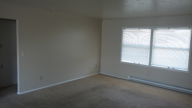 Building Photo - 190 Moonlite Dr
