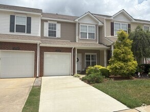 Building Photo - 12212 Royal Castle Ct