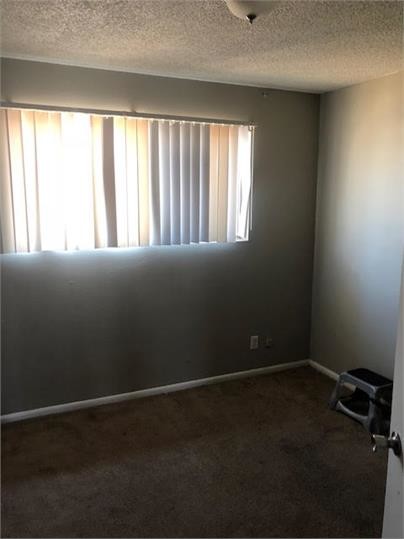 Foto del edificio - 3214 W Sharon Ave