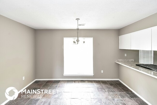 Foto del edificio - 6455 Walnut Grove Rd