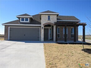 Building Photo - 6308 Golden Gate Dr