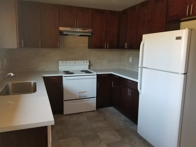 Building Photo - 30 Thunderbird Pkwy SW