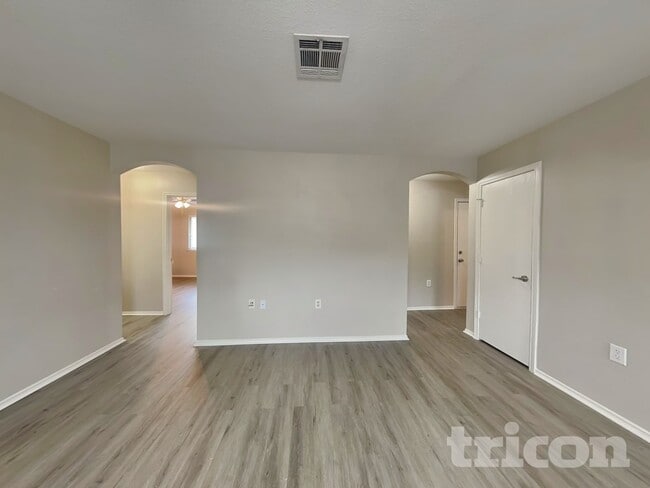 Foto del edificio - 12529 Sky Harbor Dr