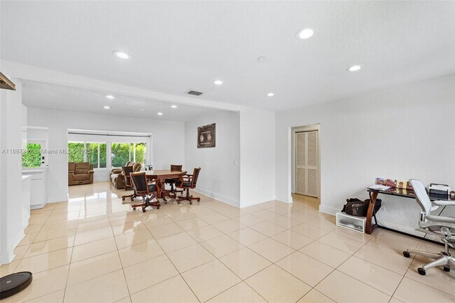 Foto del edificio - 9425 N Miami Ave
