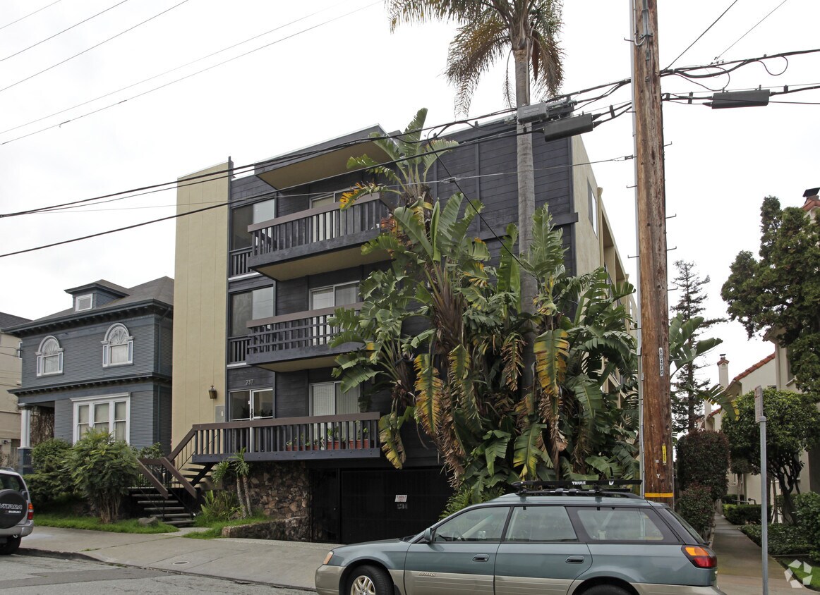 Foto principal - 237 Wayne Ave