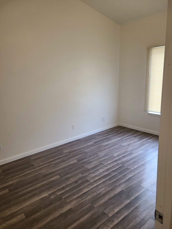 Main bedroom - 1746 Autumnmist Dr
