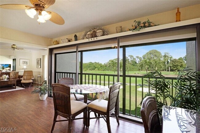 Foto del edificio - 5905 Trailwinds Dr