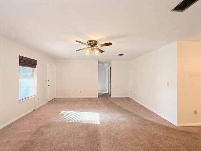 Foto del edificio - 6133 NW 33 St