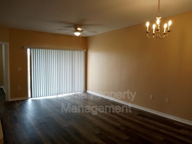 Building Photo - 9533 Newdale Way