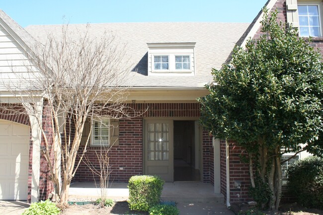 Foto del edificio - Huge, Gorgeous South Tulsa home ready for ...