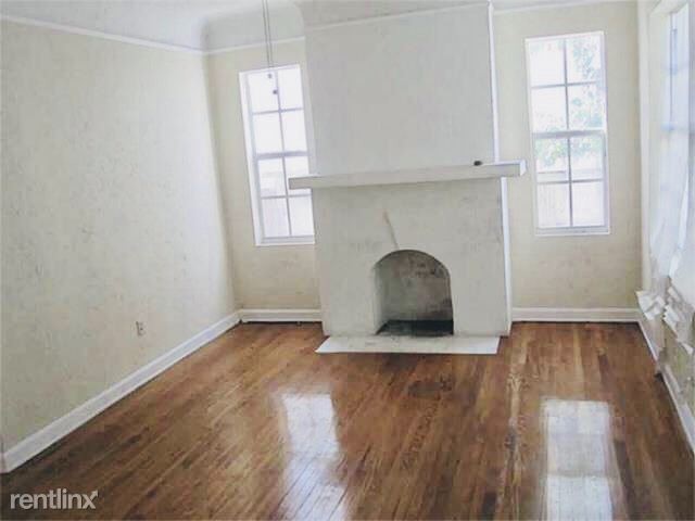 Building Photo - 3 br, 1 bath House - 2328 SW 17th St
