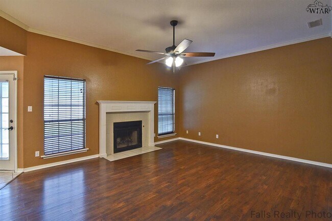 Foto del edificio - 5402 Carlson St