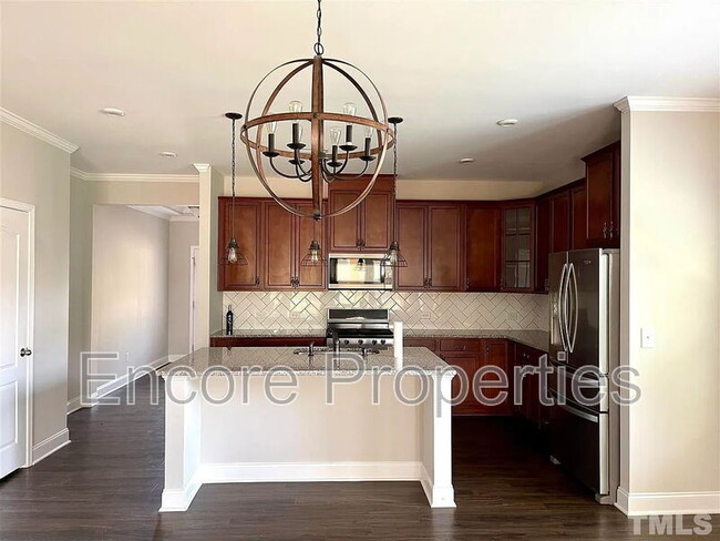 Building Photo - 8 Coughlin Wy