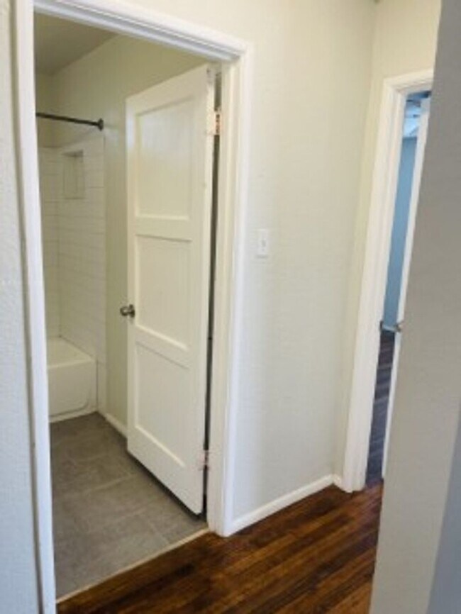 Foto del edificio - 2455-2457 Cincinnati Ave