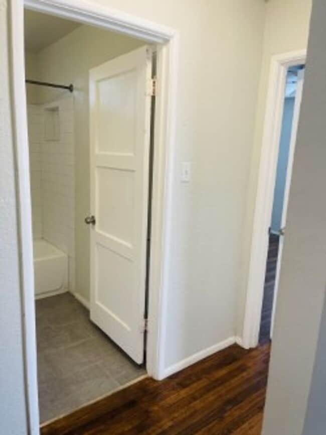 Building Photo - 2455-2457 Cincinnati Ave