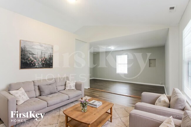 Foto del edificio - 5613 Simmul Ln