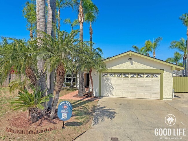 Foto del edificio - Renovated 4BR Home with Large Yard on Peaceful Cul-de-Sac