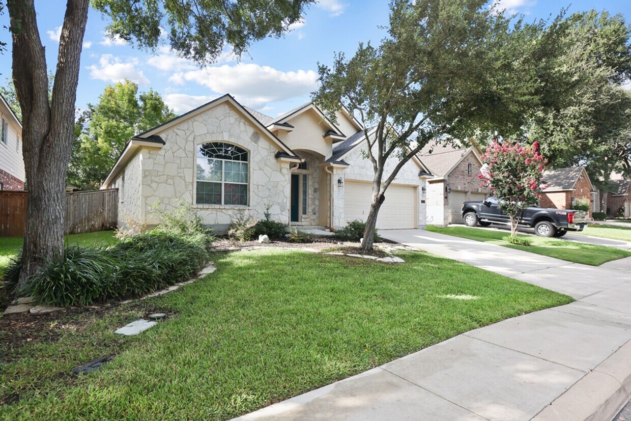 Primary Photo - 3 Bedroom/2 Bath Stonewall Ranch Subdivision