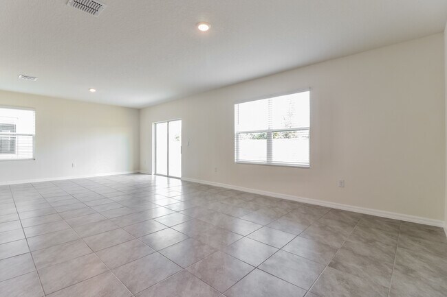 Foto del edificio - 5376 Oxford Gray Rd