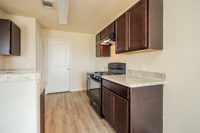 Foto del edificio - 5815 Northern Oak St